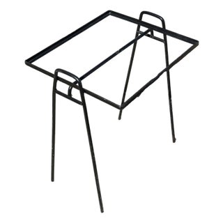 1950s Mid-Century Geometric Black Iron Patio/Outdoor Side Drinks Table W/ Glass Top For Sale