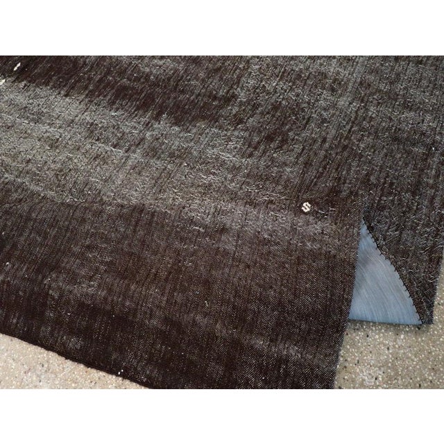 Galerie Shabab Collection Late 20th Century Handmade Turkish Flatweave Kilim Small Room Size Carpet For Sale - Image 9 of 10