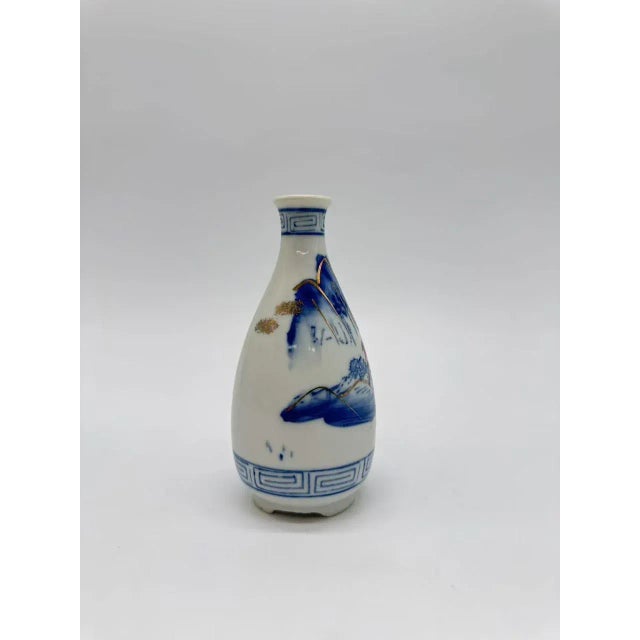 Late 20th Century Antique Japanese Blue and White Porcelain Sake Bottle With Landscape Design For Sale - Image 5 of 8