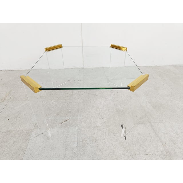 Acrylic Glass and Brass Coffee Tables, 1970s, Set of 2 For Sale - Image 6 of 12