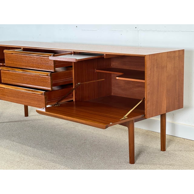 Dunoon Sideboard in Teak by Tom Robertson for McIntosh, 1960s For Sale - Image 12 of 18