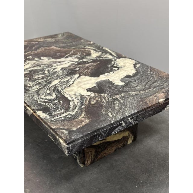 Striking large-scale Italian coffee table crafted from exquisite Cipollino Ondulato marble, celebrated for its dramatic,...