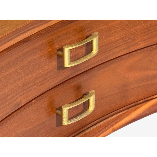 Paul Frankl, John Stuart, Concave Nightstands, Walnut, Brass, Usa, 1950s For Sale - Image 9 of 16