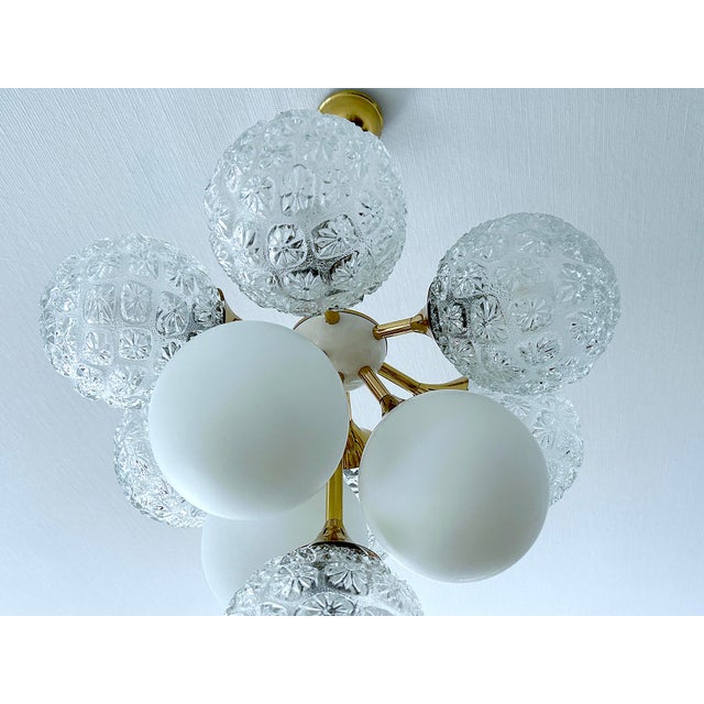 Large Italian Space Age Pendant Light in Glass, 1960s For Sale - Image 18 of 18