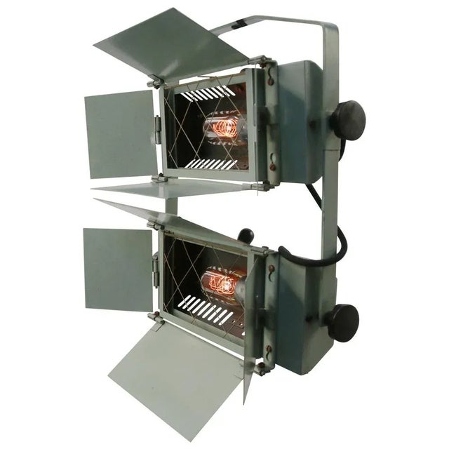 Vintage German Green Metal Floodlight from Veb Deutsche Werkstätten Hellerau For Sale - Image 4 of 8