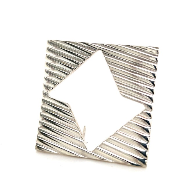 Metal Tiffany & Co Estate Abstract Brooch Sterling Silver 14.8 Grams For Sale - Image 7 of 9