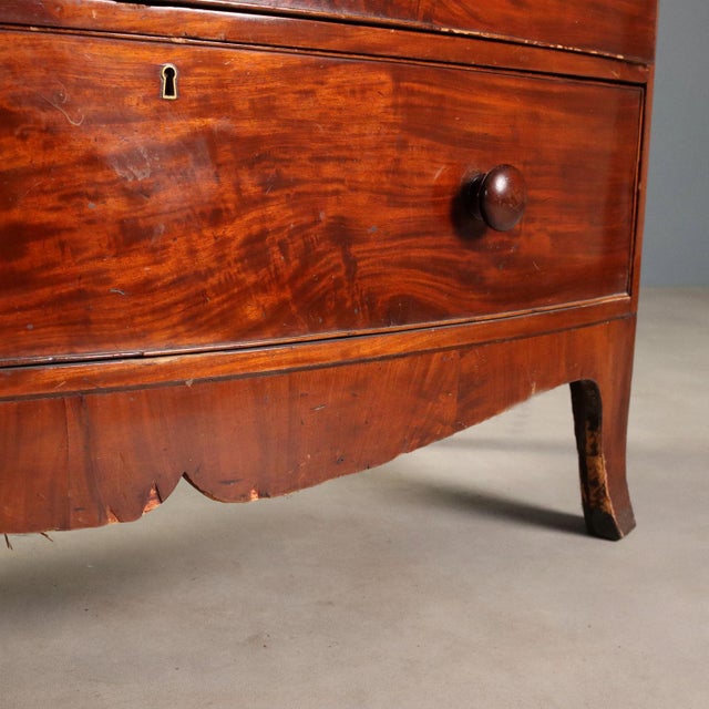 Chest of Drawers in Mahogany with Maple and Ebony Inlays For Sale - Image 5 of 11