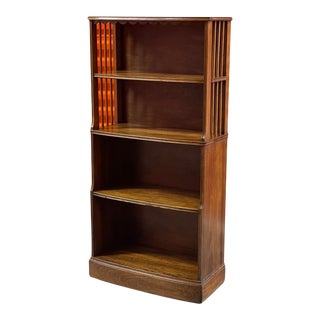 1970s Vintage Four Shelf Book Case With Scallop Details in the Front For Sale
