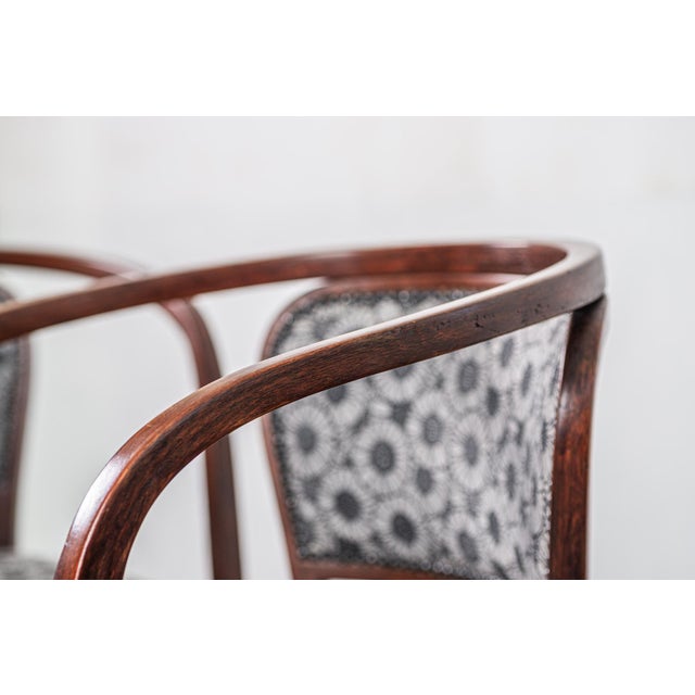 1900 - 1909 No. 715 Armchairs by Gustav Siegel for Jacob & Josef Kohn, Vienna, Austria, 1905, Set of 2 For Sale - Image 5 of 18