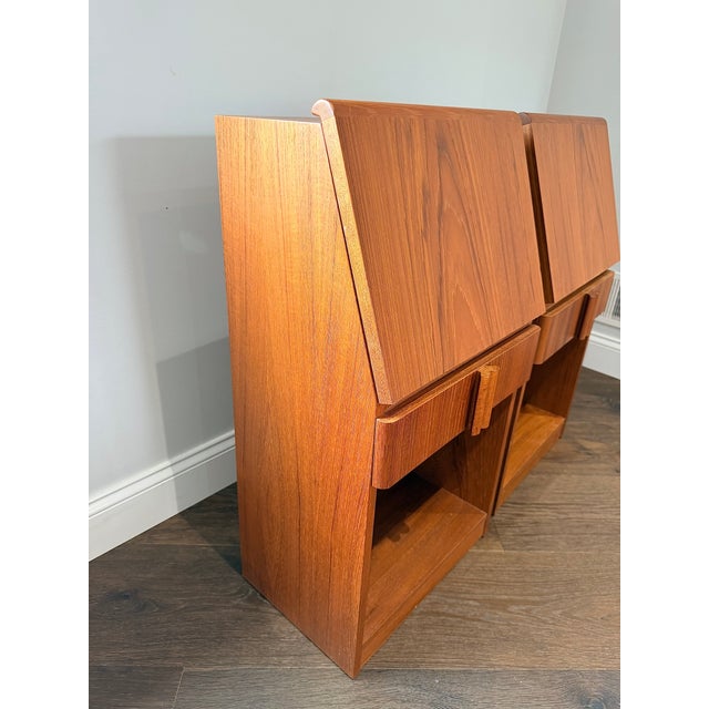 Vintage Danish Modern Teak Nightstands – Pair by Nordisk Andels-Eksport (Denmark), A Pair For Sale - Image 10 of 17