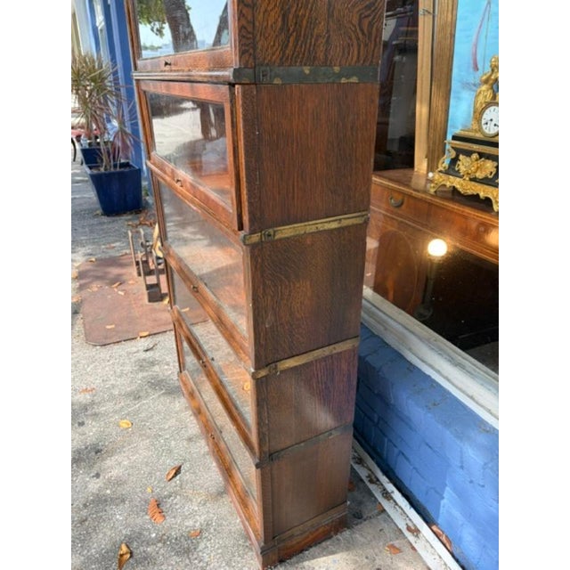 1900 - 1909 The Globe Wernicke Co Cincinnati Bookcase For Sale In West Palm - Image 6 of 7