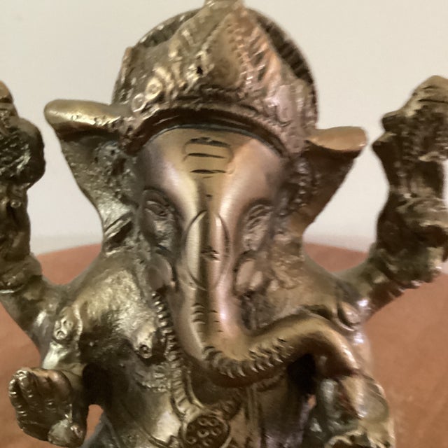 Mid 20th Century Vintage Handcrafted Solid Brass Hindu God Lord Ganesha Statue Sitting on the Lotus For Sale - Image 5 of 12