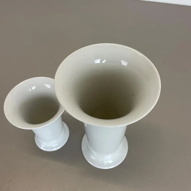 Op Art German White Porcelain Vases by Ak Kaiser, 1970s, Set of 2 For Sale - Image 13 of 18