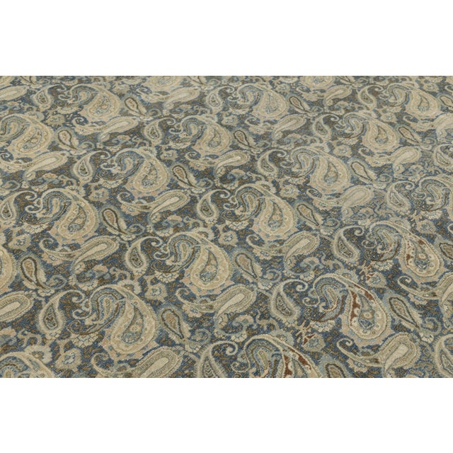 Antique Persian Tabriz Rug – 20th Century Blue & Cream Paisley Boteh Design For Sale - Image 9 of 10