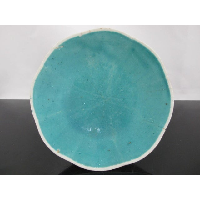 Chinese Chinese Nyonya Porcelain Butterfly & Flower Enamel Bowl With Turquoise Center For Sale - Image 3 of 10