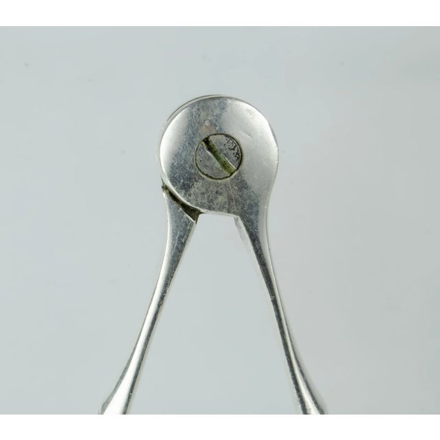 Christofle Set of Early 1920s Art Déco Silver-Plated Metal Articulated Asparagus Tongs/Pliers by Christofle, France, Formerly Part of Argentine Navy Serveware For Sale - Image 4 of 9