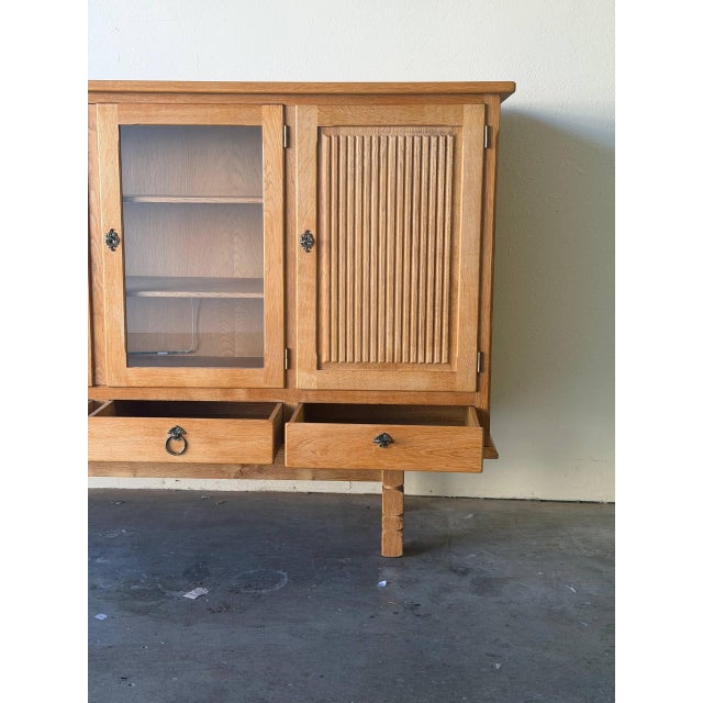Vintage Danish Oak Sideboard in Style of Henning Kjærnulf – Brutalist Modern Credenza, 1960s, Attributed For Sale - Image 10 of 10