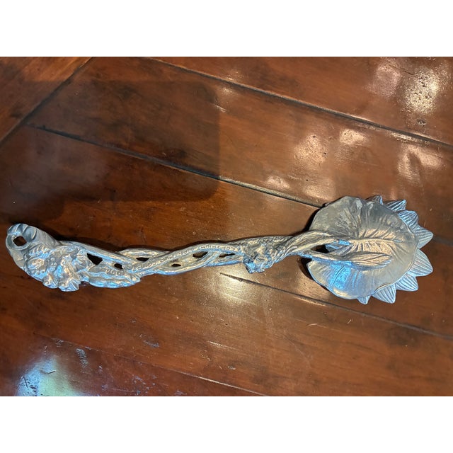 This is a vintage Arthur Court salad serving set consisting of a fork and spoon. There are many different patterns; this...