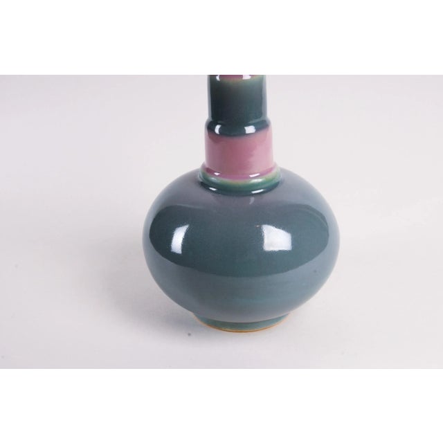 Roseville Futura "The Bottle" Vase, American Art Pottery For Sale In Seattle - Image 6 of 10