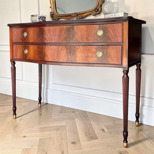 American Vintage Federal Flame Mahogany Sheraton Style Server | Sideboard | Statement Entryway Piece For Sale - Image 3 of 11