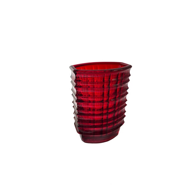 Optical Ruby Red Vase by Jan Sylwester Drost for HSG Ząbkowice, Poland, 1970s For Sale - Image 6 of 15
