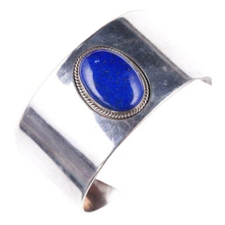 8" Les Baker (1935-2014) Southwestern sterling and lapis bangle For Sale