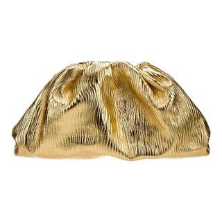 2019 Bottega Veneta Pouch Gold Oro Oversized Large Bark Leather Clutch For Sale