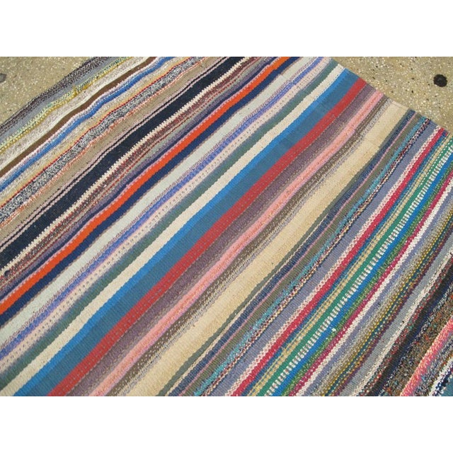 Galerie Shabab Collection Mid-20th Century Turkish Flatweave Kilim Room Size Carpet For Sale In New York - Image 6 of 7