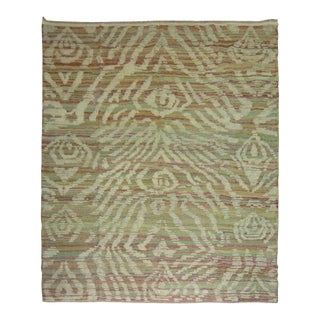 Late 20th Century Turkish Inspired Flat-Weave Carpet For Sale