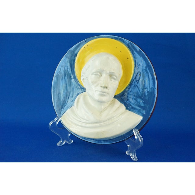 Measurements: height: 8 cm; diameter: 22.5 cm; weight: 1.125 kg condition: sculpture in excellent condition. item : a...