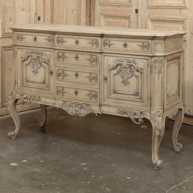 Early 20th Century Antique Liege Regence Style Country French Buffet ~ Credenza in Stripped Oak For Sale - Image 5 of 18