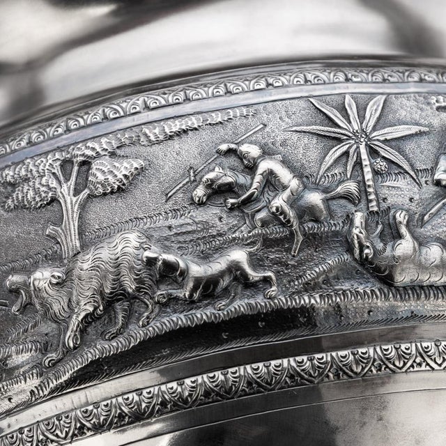 20th Century Indian Silver Bowl from Arachun - Parsrap, Calcutta, 1900s For Sale - Image 11 of 18