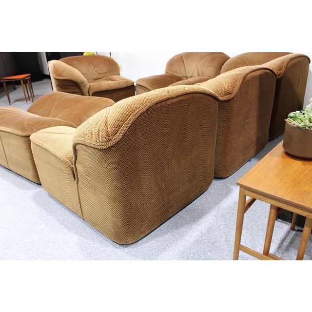 i4 Mariani 1970s Modular Sectional and Ottoman by Guido Faleschini for I4 Mariani For Sale - Image 4 of 11