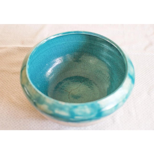 Mid-Century Modern 80s Vintage California Studio Raku Pottery Bowl, With Turquoise & White Crackle Glaze For Sale - Image 3 of 12