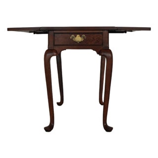 Vintage Hekman Queen Anne–Style Burl Drop-Leaf Side Table For Sale