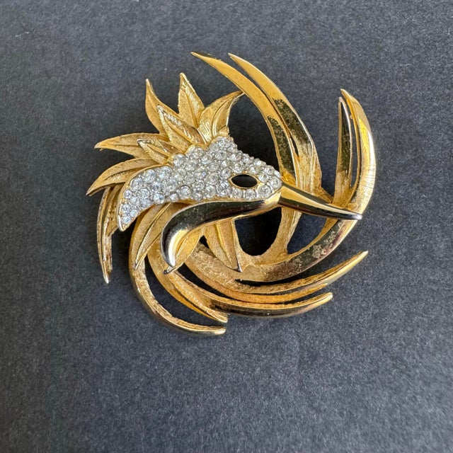 Mid-Century Modern Vintage Bird of Paradise Brooch Attributed to Marcel Boucher Gold Tone Rhinestone Phoenix Pin For Sale - Image 3 of 8