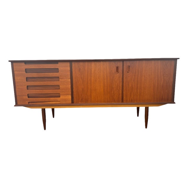 Mid-Century Teak Sideboard by Johannes Andersen for Silkeborg Møbelfabrik, 1960s For Sale