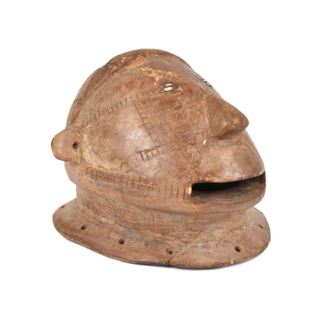 African Early 20th Century Tabwa Helmet Mask For Sale - Image 3 of 7