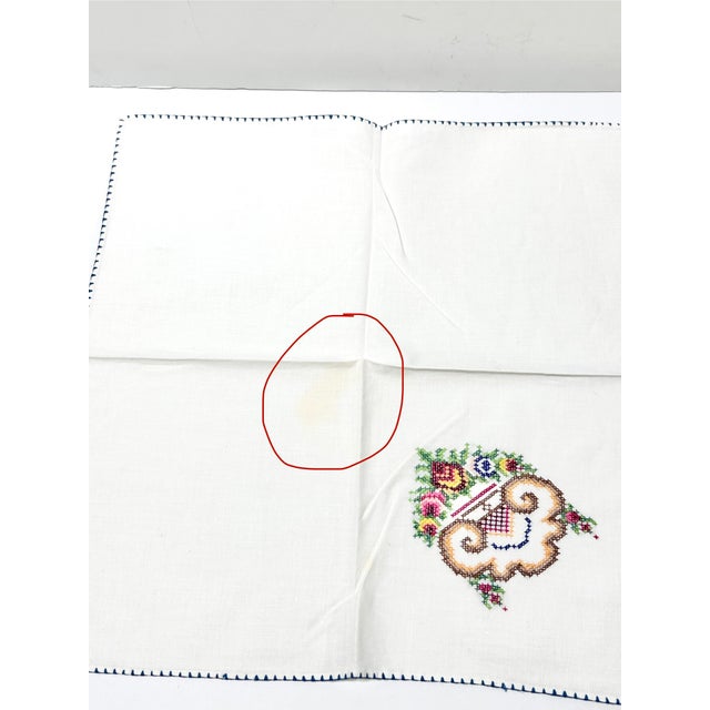 Vintage Hand Embroidered Floral Cotton Dinner Napkins – Blue Stitch Trim, Cottage Style (Set of 10) For Sale - Image 10 of 12