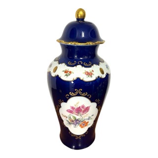 Vintage Wallendorf 1764 Echt Kobalt Cobalt Blue Floral Gold Lidded Vase GDR For Sale