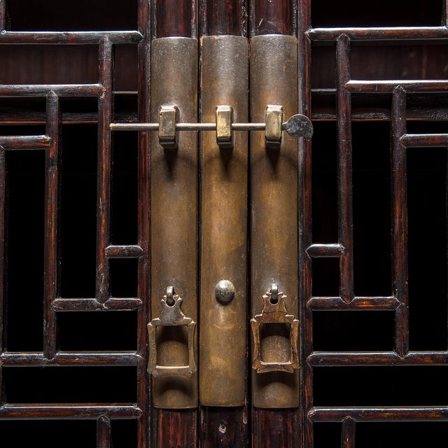 Antique Chinese Diamond Lattice Display Cabinet, 19th C. For Sale In Chicago - Image 6 of 8