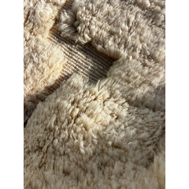 1990s Large Moroccan Mrirt Beni Ouarain Wool Rug, 1990 For Sale - Image 5 of 12