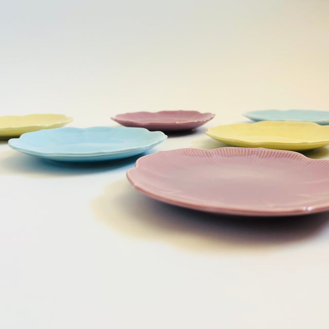 Late 20th Century Colorful Pastel Lotus Plates by Lillian Vernon - Set of 6 For Sale - Image 5 of 7