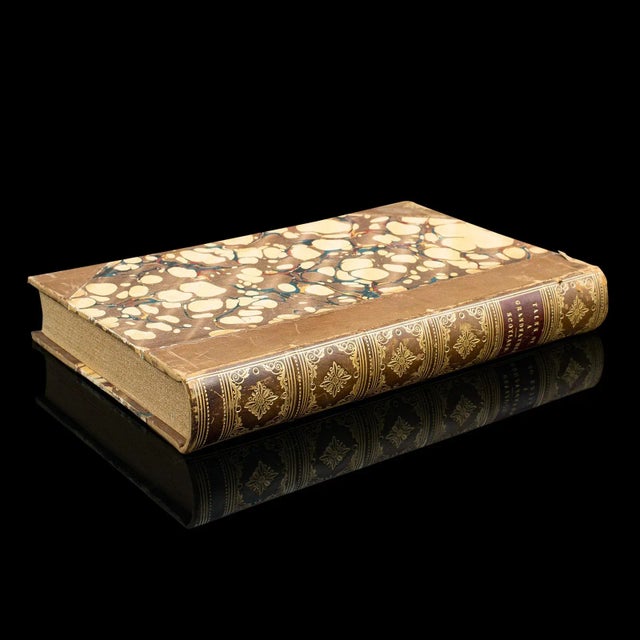 This is an antique compendium book of Scottish history, Tales of a Grandfather by Walter Scott. An English language, hard...