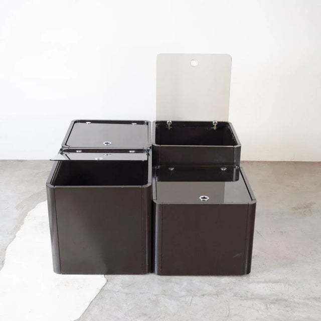 42x42x42 size large modules, 42x42x35 size small module. Composition 84x84h42