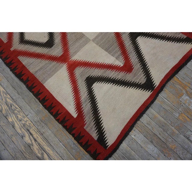 1920s Ivory Gray Diamond Antique American Navajo Carpet 4' X 6'9'' Flatweave Wool Rug For Sale - Image 9 of 15