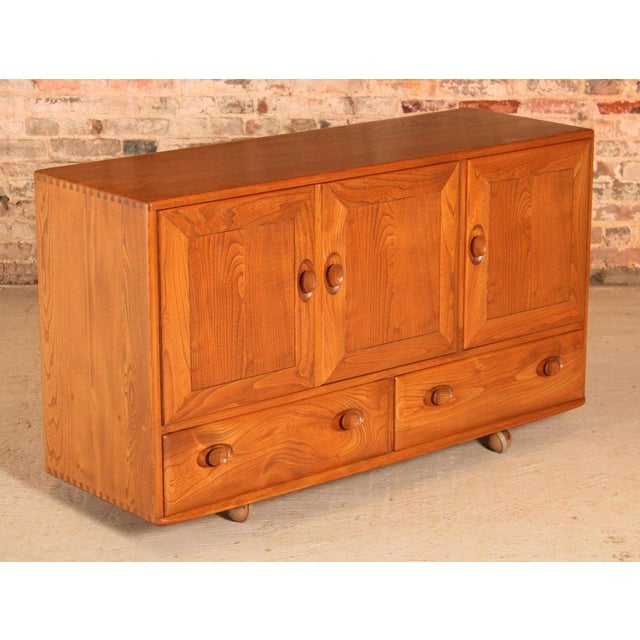 Mid-Century Modern Windsor Elm Sideboard on Casters from Ercol, 1960s For Sale - Image 3 of 12