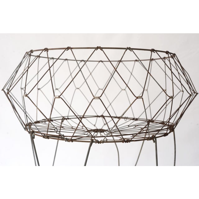 1950s Vintage Collapsible Metal Wire Laundry Basket For Sale - Image 5 of 15