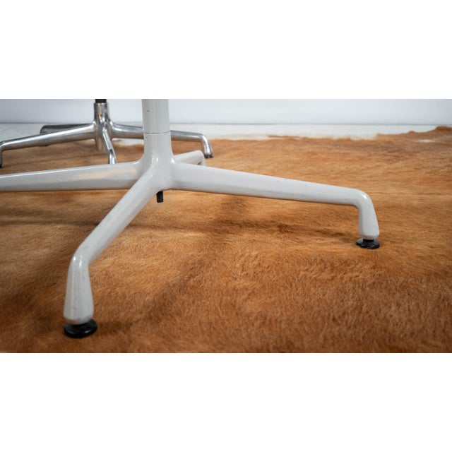 Gray Mid-Century Modern Charles & Ray Eames for Herman Miller Aluminum Group Dining Table For Sale - Image 8 of 14