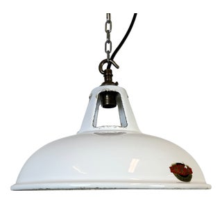 Industrial White Enamel Factory Pendant Lamp from Thorlux, 1960s For Sale